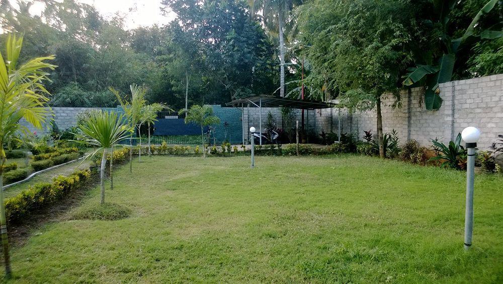 Shu Villa Lombok Kuta  Exterior foto