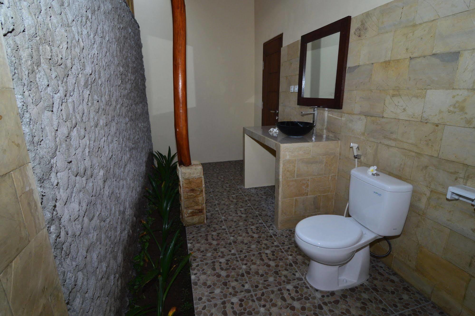Shu Villa Lombok Kuta  Exterior foto